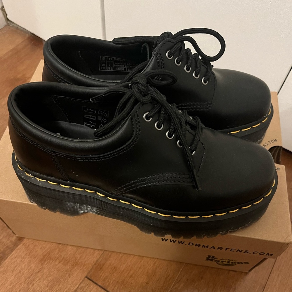 DR MARTENS platform derbys size 37